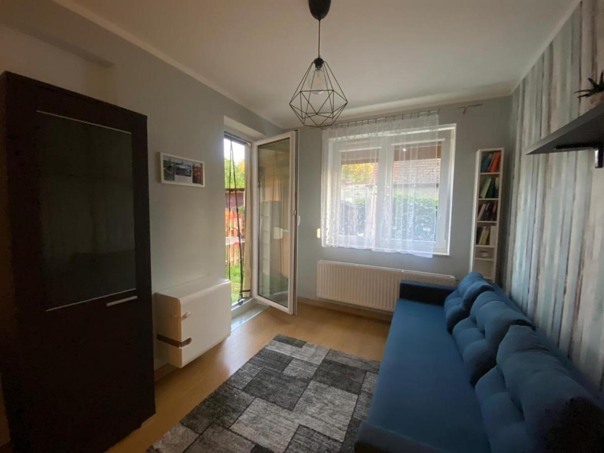 Mieszkanie Z Ogrodkiem Wrocław Exteriör bild