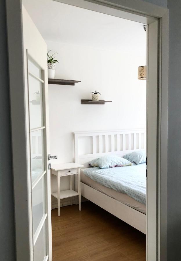 Mieszkanie Z Ogrodkiem Wrocław Exteriör bild