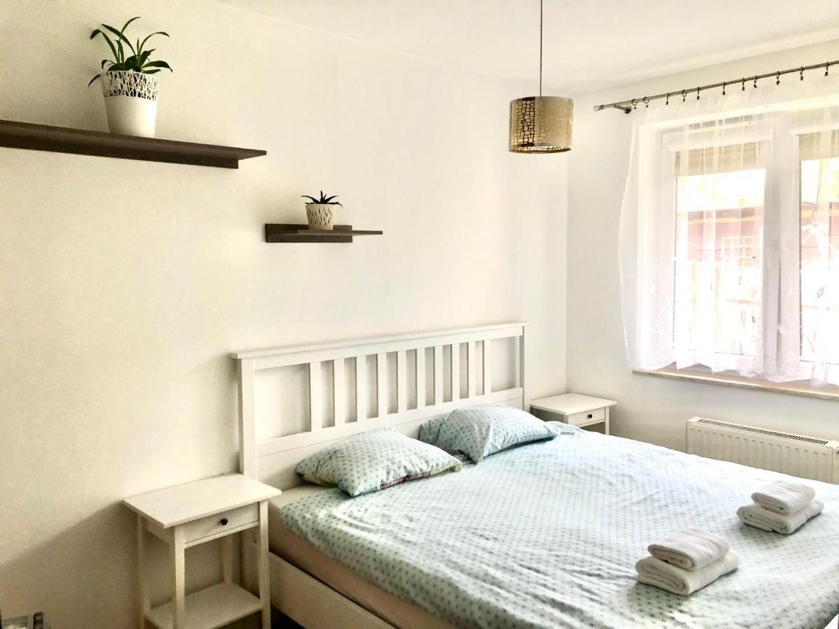 Mieszkanie Z Ogrodkiem Wrocław Exteriör bild